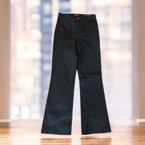 NYDJ chic slimming black Rhinestone bling seams high rise bootcut jeans. Sz 6